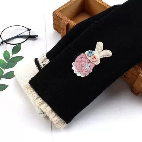Girls' fleece-lined Leggings Autumn and Winter Children's Warm Outer Wearing Western Style Baby One-piece Fleece Cartoon Warm Pants Spring