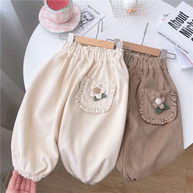 Girls' Pants New Style 2026 Spring Fashion Trendy Sports Casual Jogger Pants with Heart Embroidery for Little Girls